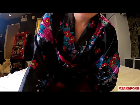 ❤️ Ọmọbirin Cosplay ọmọde fẹràn ibalopo si orgasm pẹlu squirt ni ẹlẹṣin kan ati fifun. Arabinrin Asia ti o ni irun obo ati awọn ori omu ẹlẹwa ni aṣọ aṣa aṣa Japanese ni fidio magbowo ti n ṣe afihan baraenisere pẹlu awọn nkan isere fokii. Sakura 3 OSAKAPORN. Fidio furo